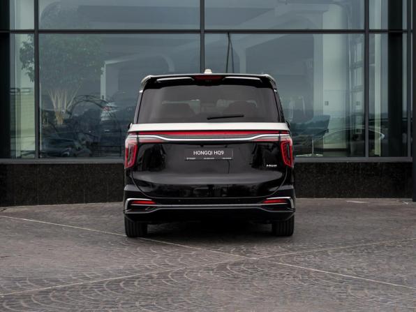 Hongqi HQ9 с пробегом 2023 года, цена 5 099 000 рублей, 10278 км, минивэн, Автокод Объявления