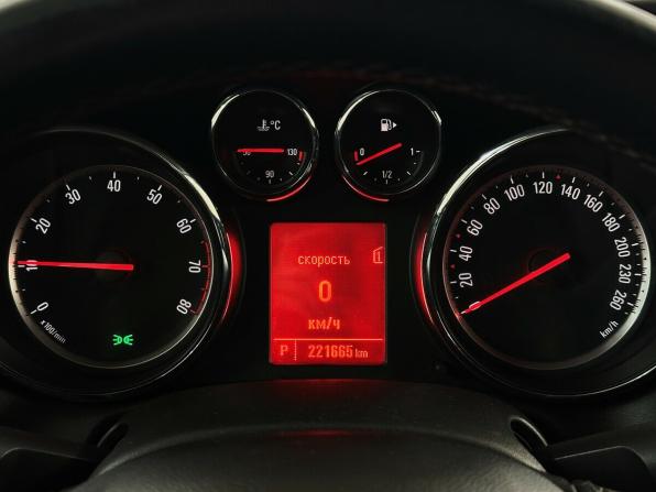 Opel Astra J Рестайлинг с пробегом 2013 года, цена 715 000 рублей, 221662 км, универсал, Автокод Объявления