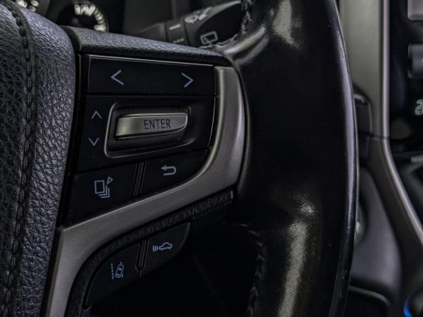 Toyota Land Cruiser 200 Series Рестайлинг 2 с пробегом 2019 года, цена 7 500 000 рублей, 121728 км, внедорожник, Автокод Объявления