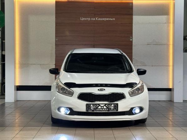 Kia Ceed II с пробегом 2012 года, цена 899 990 рублей, 216897 км, универсал, Автокод Объявления