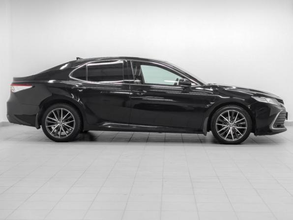 Toyota Camry VIII (XV70) Рестайлинг с пробегом 2021 года, цена 3 200 000 рублей, 101551 км, седан, Автокод Объявления