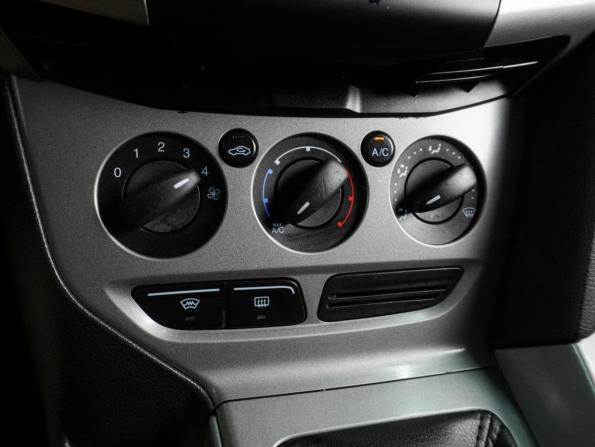 Ford Focus III с пробегом 2012 года, цена 624 000 рублей, 226341 км, седан, Автокод Объявления