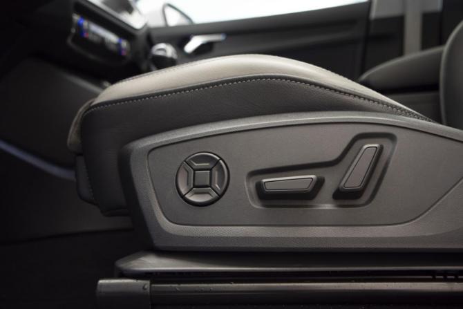 Audi Q3 II (F3) с пробегом 2021 года, цена 3 300 000 рублей, 66000 км, внедорожник, Автокод Объявления