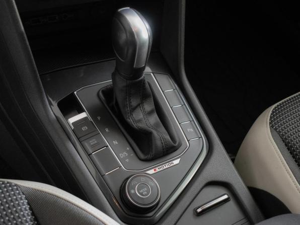 Volkswagen Tiguan II с пробегом 2019 года, цена 2 655 000 рублей, 85741 км, внедорожник, Автокод Объявления