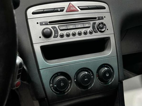 Peugeot 408 I с пробегом 2014 года, цена 489 000 рублей, 209405 км, седан, Автокод Объявления
