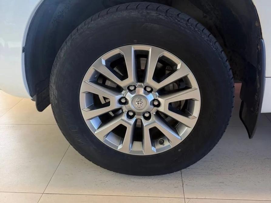 Toyota Land Cruiser Prado 150 Series Рестайлинг 3 Челябинск  - изображение 15