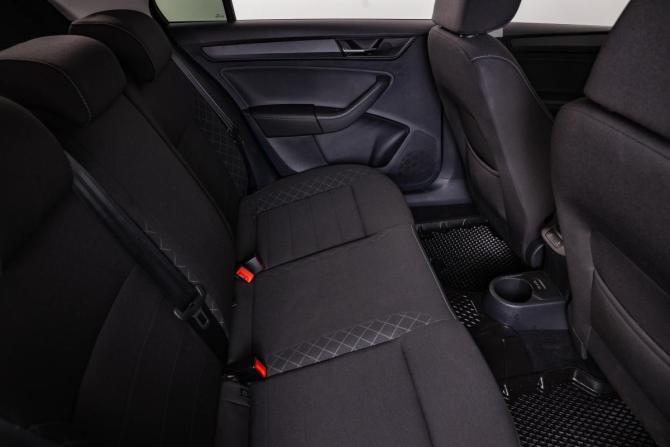 Skoda Rapid II с пробегом 2021 года, цена 2 409 000 рублей, 31521 км, лифтбек, Автокод Объявления