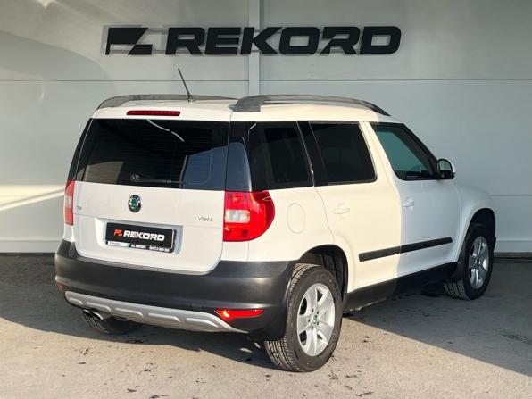 Skoda Yeti I с пробегом 2013 года, цена 1 100 000 рублей, 153700 км, внедорожник, Автокод Объявления