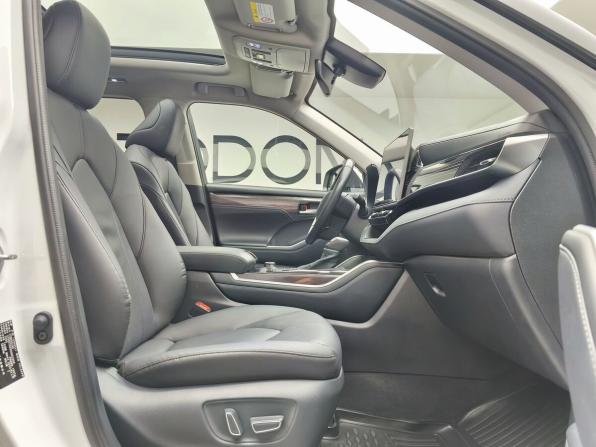 Toyota Highlander IV (XU70) с пробегом 2025 года, цена 4 887 000 рублей, 31526 км, внедорожник, Автокод Объявления