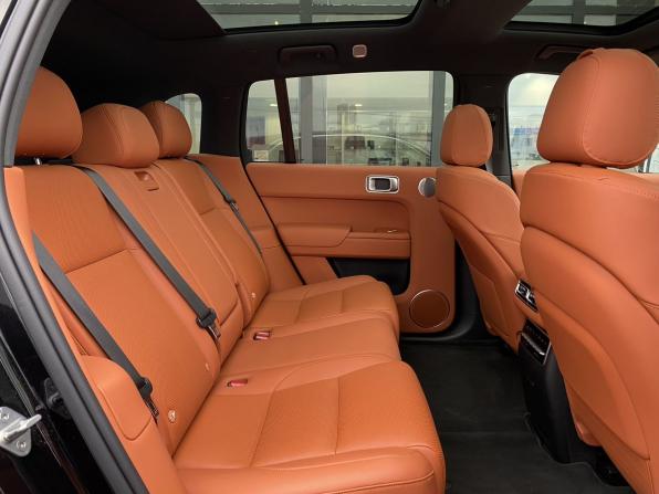 Li Auto (Lixiang) L7 I с пробегом 2024 года, цена 6 528 000 рублей, 6815 км, внедорожник, Автокод Объявления
