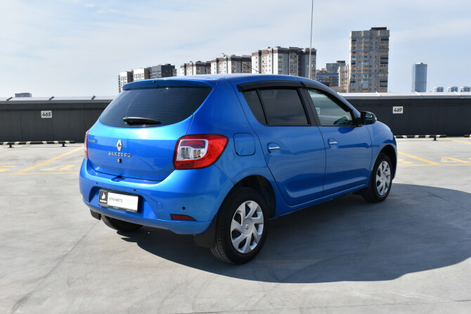 Renault Sandero II с пробегом 2016 года, цена 850 000 рублей, 118000 км, хэтчбек, Автокод Объявления