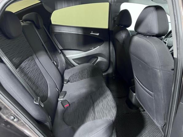 Hyundai Solaris I Рестайлинг с пробегом 2014 года, цена 945 000 рублей, 176600 км, седан, Автокод Объявления