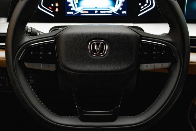 Changan Hunter Plus с пробегом 2023 года, цена 2 450 000 рублей, 24187 км, offers.body_type.unknown, Автокод Объявления