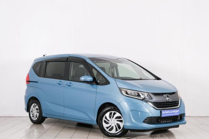 Honda Freed II с пробегом 2018 года, цена 1 599 000 рублей, 59522 км, компактвэн, Автокод Объявления