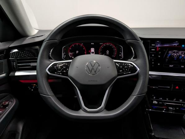 Volkswagen Passat B8 Рестайлинг с пробегом 2023 года, цена 3 500 000 рублей, 27903 км, седан, Автокод Объявления