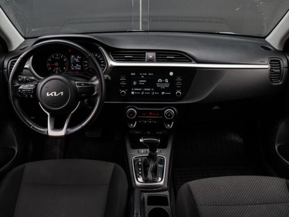 Kia Rio IV Рестайлинг с пробегом 2021 года, цена 1 840 000 рублей, 81330 км, хэтчбек, Автокод Объявления