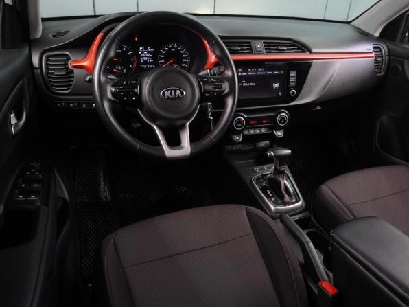 Kia Rio IV Рестайлинг с пробегом 2021 года, цена 1 644 000 рублей, 81431 км, седан, Автокод Объявления