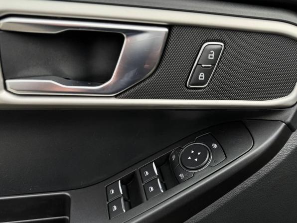 Ford Explorer VI с пробегом 2020 года, цена 2 915 000 рублей, 102872 км, внедорожник, Автокод Объявления
