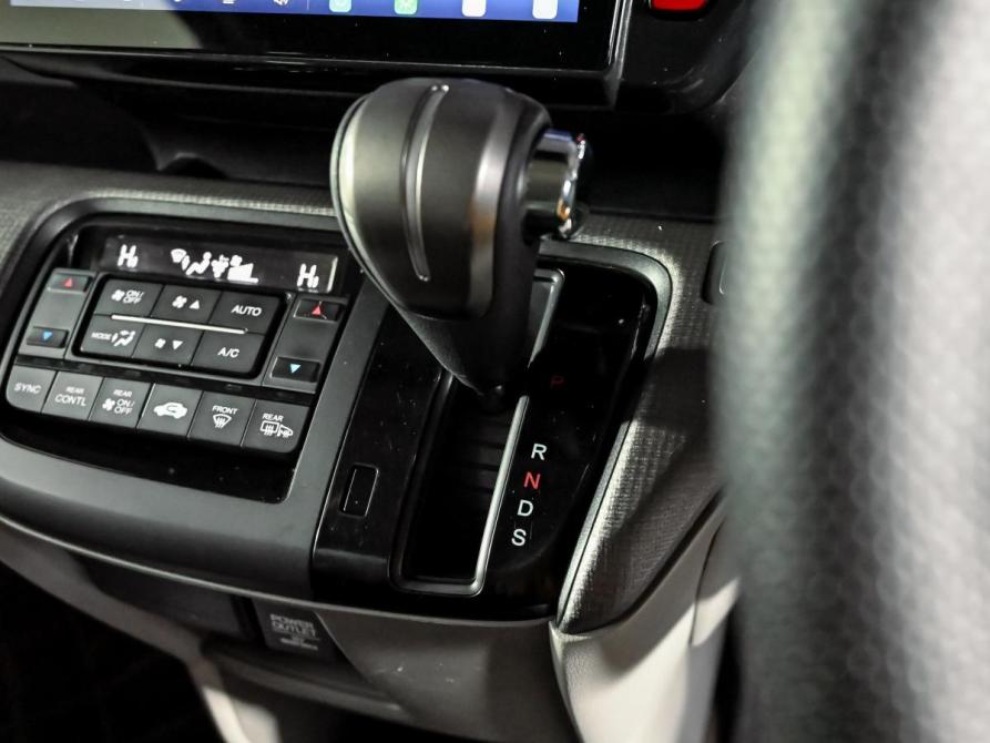 Honda Stepwgn V Екатеринбург  - изображение 17