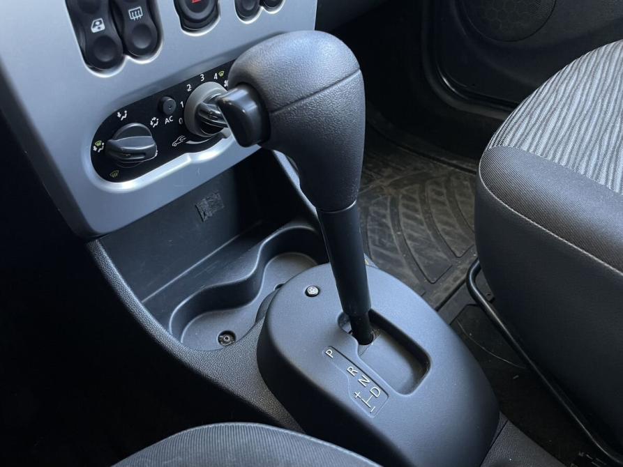 Renault Sandero I Екатеринбург  - изображение 18