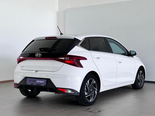 Hyundai i20 III с пробегом 2023 года, цена 1 810 000 рублей, 42723 км, хэтчбек, Автокод Объявления
