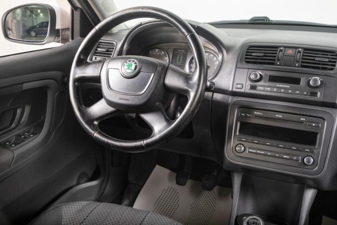 Skoda Fabia II Рестайлинг с пробегом 2011 года, цена 679 000 рублей, 156000 км, универсал, Автокод Объявления