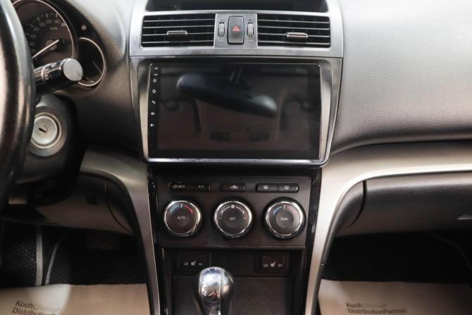 Mazda 6 II (GH) Рестайлинг с пробегом 2011 года, цена 1 049 000 рублей, 300000 км, лифтбек, Автокод Объявления
