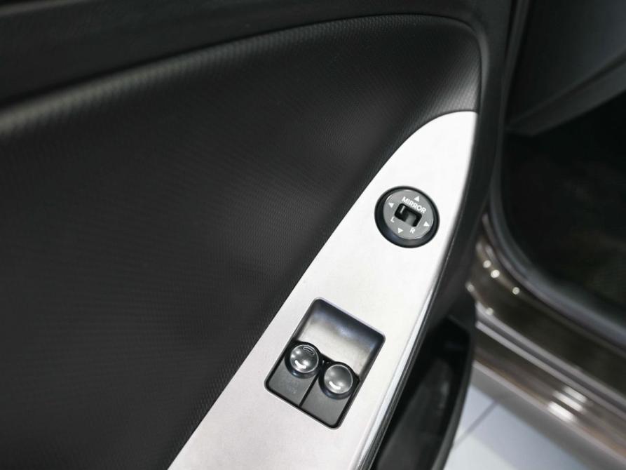 Hyundai Solaris I Рестайлинг Ростов-на-Дону  - изображение 18