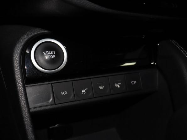 Renault Kaptur I Рестайлинг с пробегом 2021 года, цена 1 699 000 рублей, 45972 км, внедорожник, Автокод Объявления