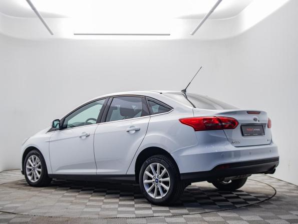 Ford Focus III Рестайлинг с пробегом 2015 года, цена 1 043 000 рублей, 135680 км, седан, Автокод Объявления
