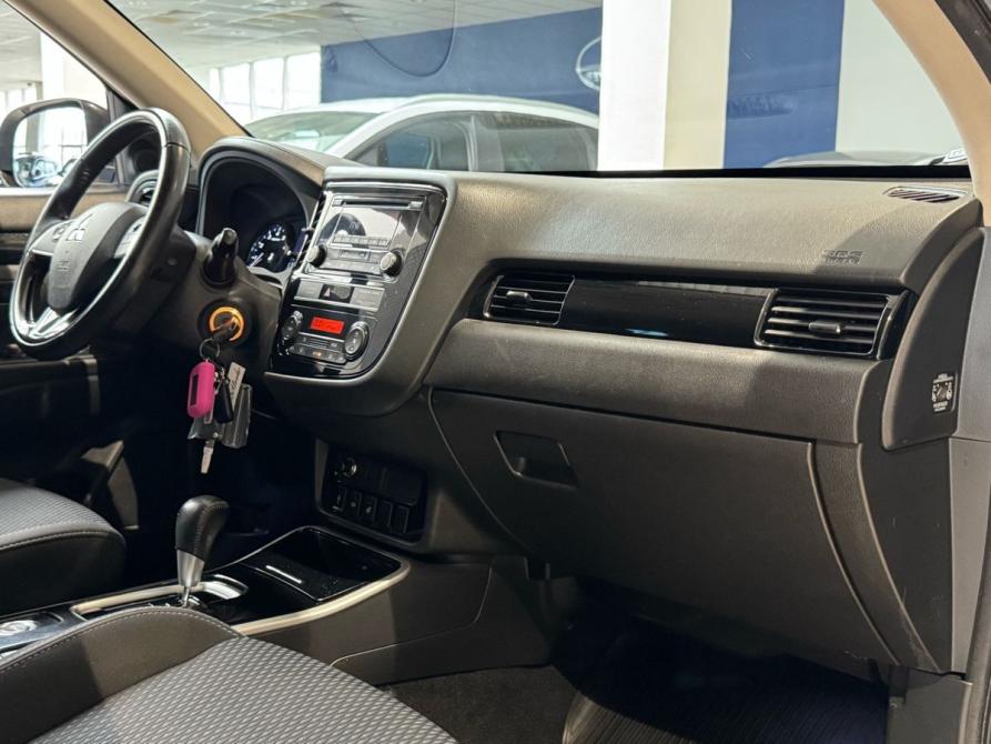 Mitsubishi Outlander III Рестайлинг 3 Челябинск  - изображение 30