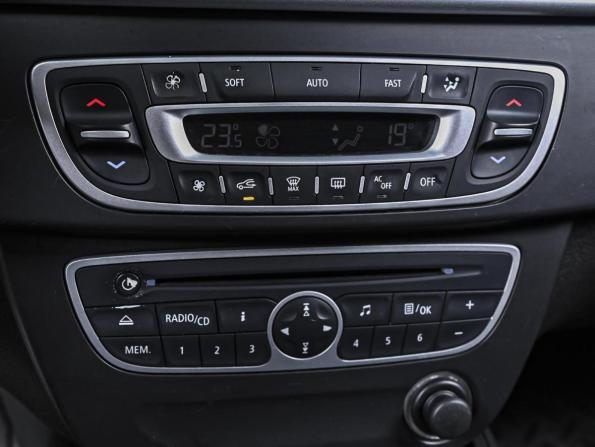 Renault Fluence I с пробегом 2011 года, цена 734 000 рублей, 109868 км, седан, Автокод Объявления