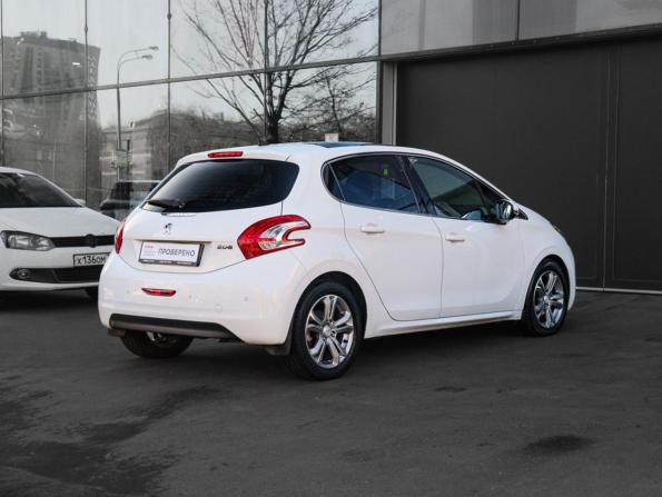 Peugeot 208 I с пробегом 2013 года, цена 840 000 рублей, 70556 км, хэтчбек, Автокод Объявления