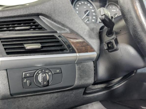 BMW X5 II (E70) Рестайлинг с пробегом 2011 года, цена 1 899 900 рублей, 315000 км, внедорожник, Автокод Объявления