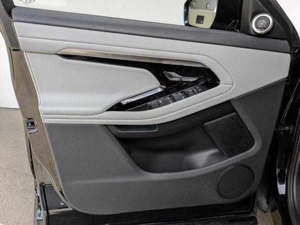 Land Rover Range Rover Evoque II с пробегом 2022 года, цена 4 560 000 рублей, 65878 км, внедорожник, Автокод Объявления
