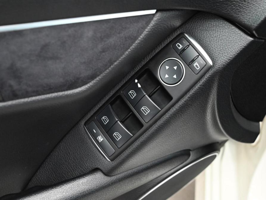Mercedes-Benz C-Класс III (W204) Рестайлинг Екатеринбург  - изображение 15