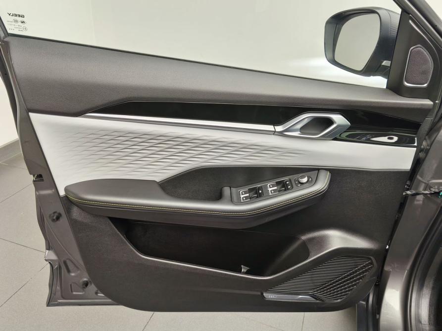 Geely Coolray I Рестайлинг Москва  - изображение 18