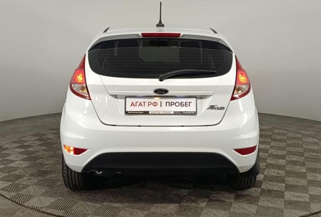 Ford Fiesta Mk6 Рестайлинг с пробегом 2016 года, цена 720 000 рублей, 222000 км, хэтчбек, Автокод Объявления