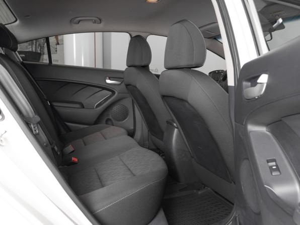 Kia Cerato III с пробегом 2014 года, цена 1 359 500 рублей, 60900 км, седан, Автокод Объявления