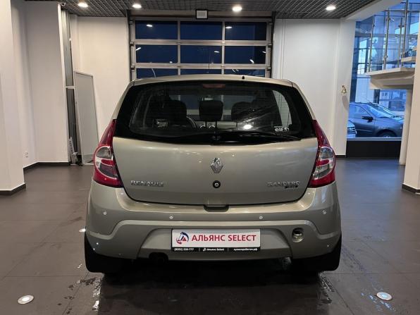 Renault Sandero I с пробегом 2012 года, цена 672 000 рублей, 106614 км, хэтчбек, Автокод Объявления