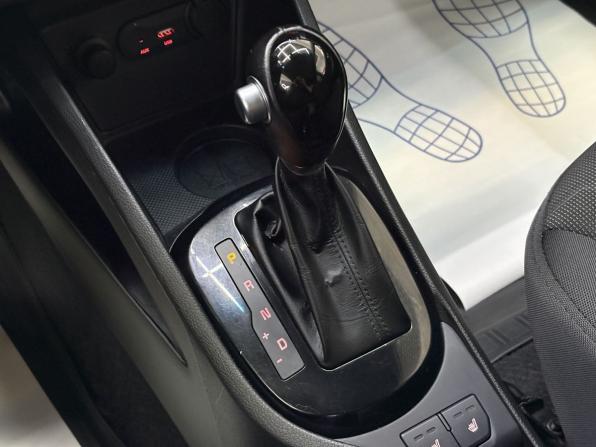Kia Rio III Рестайлинг с пробегом 2015 года, цена 1 299 000 рублей, 118577 км, седан, Автокод Объявления