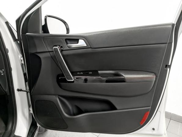 Kia Sportage IV Рестайлинг с пробегом 2020 года, цена 2 350 000 рублей, 143600 км, внедорожник, Автокод Объявления