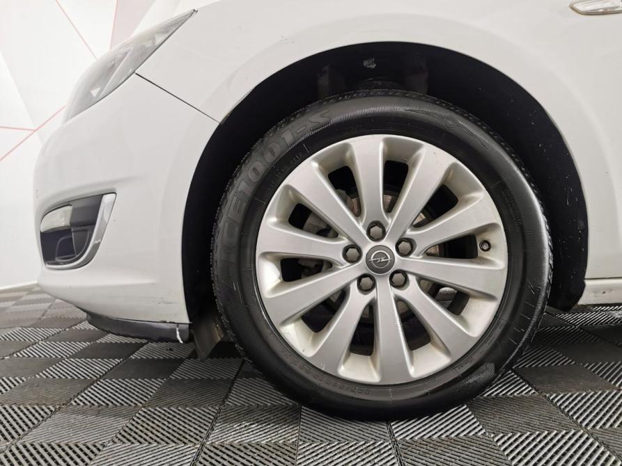Opel Astra J Рестайлинг Москва  - изображение 9