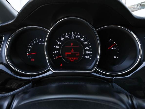 Kia Ceed II с пробегом 2013 года, цена 1 136 000 рублей, 175708 км, хэтчбек, Автокод Объявления