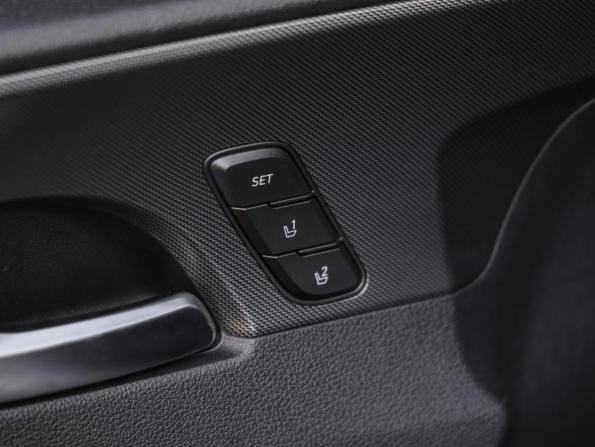 Hyundai Santa Fe IV Рестайлинг с пробегом 2021 года, цена 3 329 000 рублей, 91361 км, внедорожник, Автокод Объявления