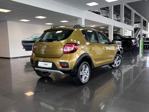 Renault Sandero II с пробегом 2018 года, цена 1 195 000 рублей, 112046 км, хэтчбек, Автокод Объявления