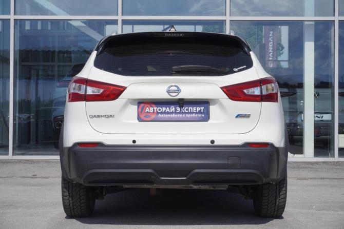 Nissan Qashqai II с пробегом 2015 года, цена 1 620 000 рублей, 144550 км, внедорожник, Автокод Объявления