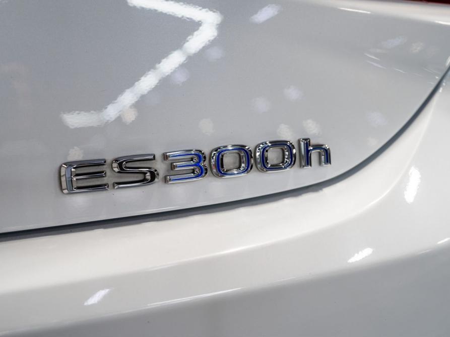 Lexus ES VII Чита  - изображение 30