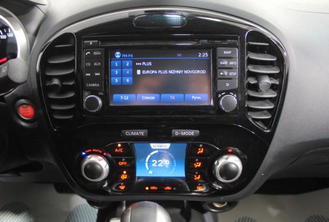 Nissan Juke I с пробегом 2013 года, цена 1 045 000 рублей, 138840 км, внедорожник, Автокод Объявления