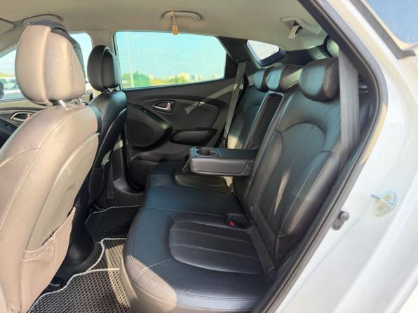 Hyundai ix35 I Рестайлинг с пробегом 2015 года, цена 1 499 000 рублей, 130000 км, внедорожник, Автокод Объявления